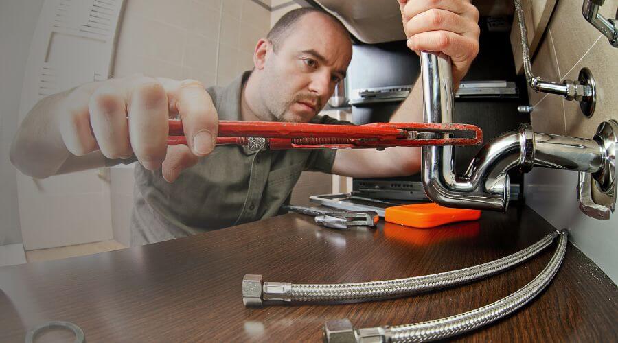Expert burst pipe repair services in Selbyville, DE